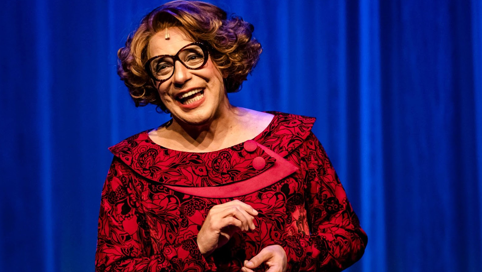 A comédia Dona Lola, com o ator Marcelo Medici, ganha nova temporada em São Paulo no Teatro Renaissance